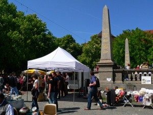 Flohmarkt-am-Karlsplatz