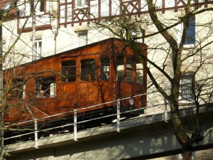 Mit der Seilbahn vom Südheimer Platz