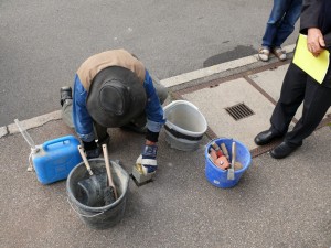 Verlegung eines Stolpersteins