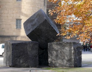 Das Mahnmal für die Opfer des Nationalsozialismus am Alten Schloß