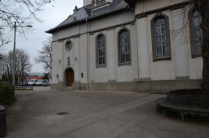 Gaisburger-Kirche-Platz1