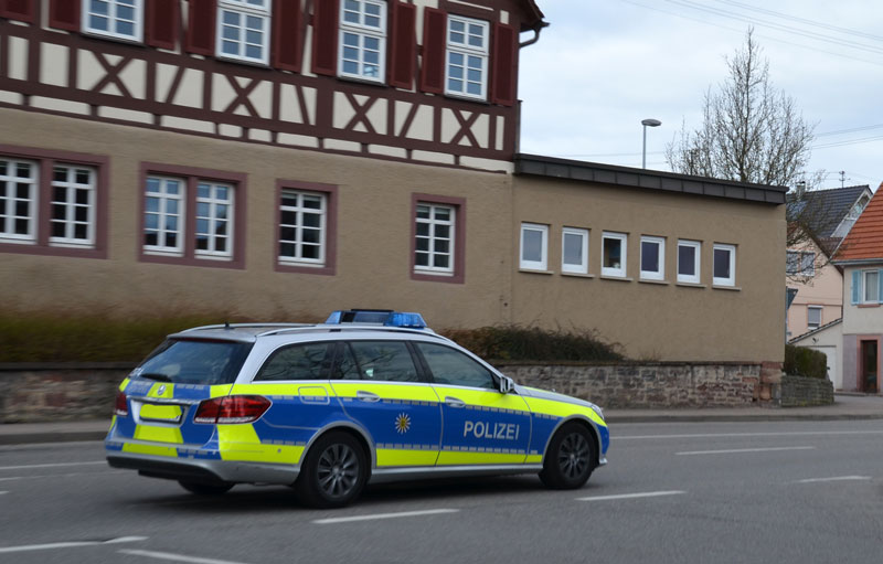 Gablenberger-Klaus-Blog » Blog Archive » Landespolizei Baden-Württemberg  setzt auf Einsatzwagen von Mercedes-Benz